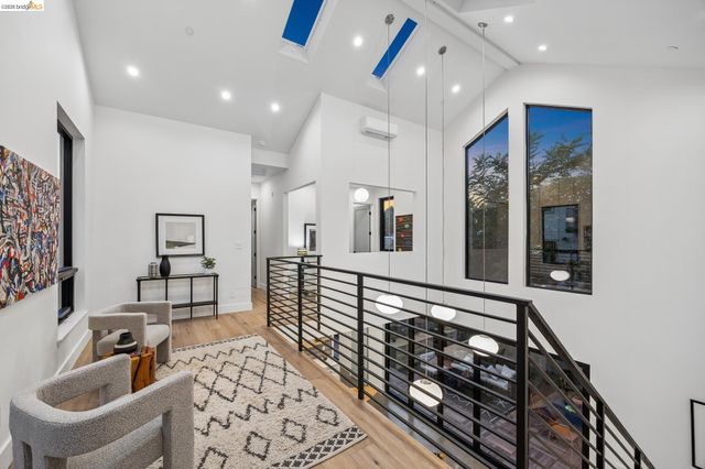 1517 Fairview St, Berkeley, CA 94703