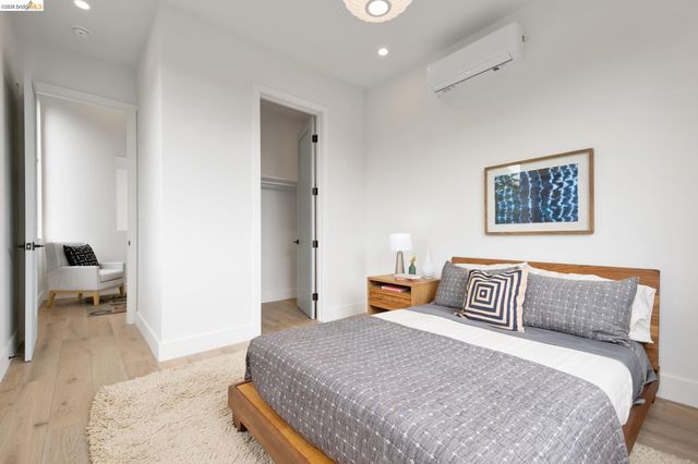 1517 Fairview St, Berkeley, CA 94703