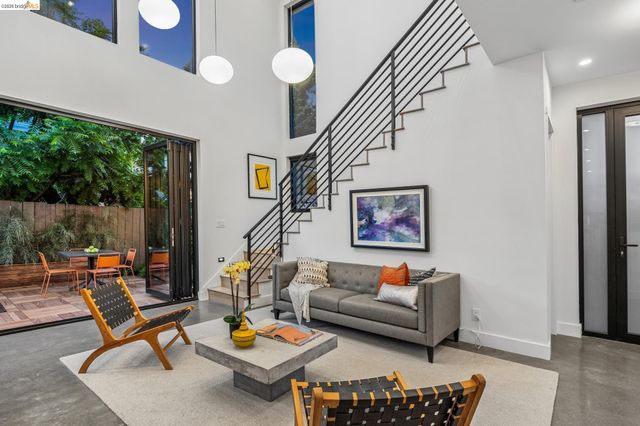1517 Fairview St, Berkeley, CA 94703