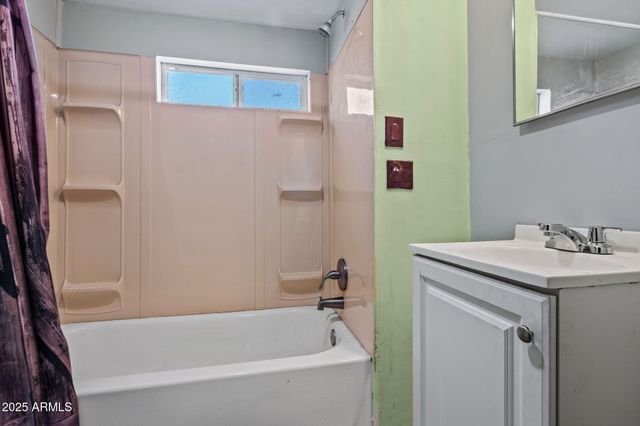 929 N Delaware Drive 21, Apache Junction, AZ 85120