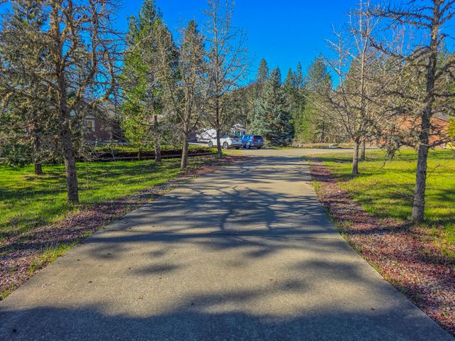 2363 Jaynes Drive, Grants Pass, OR 97527