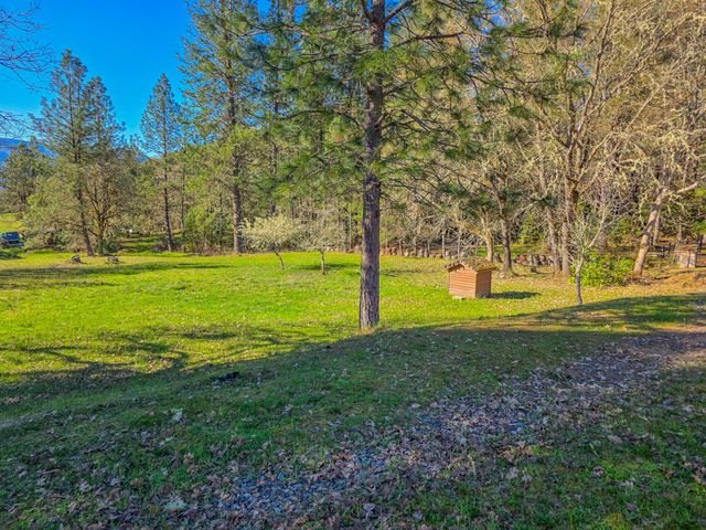 2363 Jaynes Drive, Grants Pass, OR 97527