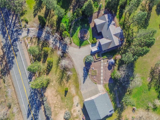 2363 Jaynes Drive, Grants Pass, OR 97527