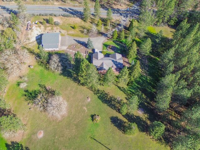 2363 Jaynes Drive, Grants Pass, OR 97527