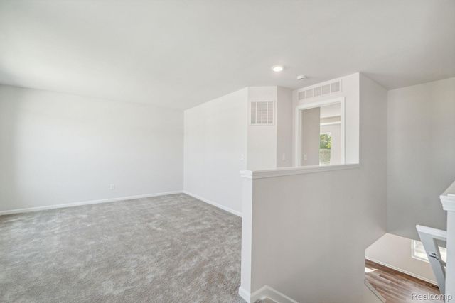 4294 Oak Street, Grand Blanc, MI 48439