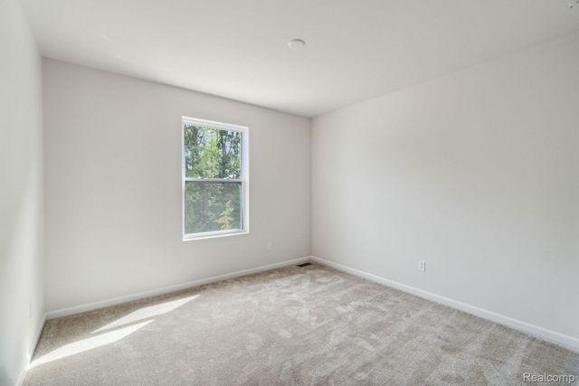 4294 Oak Street, Grand Blanc, MI 48439