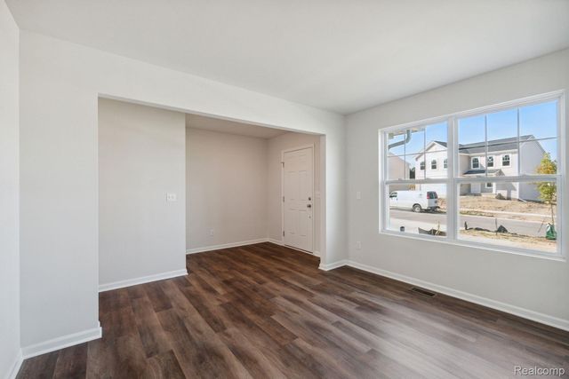 4294 Oak Street, Grand Blanc, MI 48439