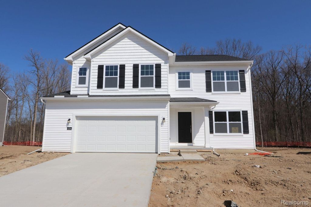 4294 Oak Street, Grand Blanc, MI 48439