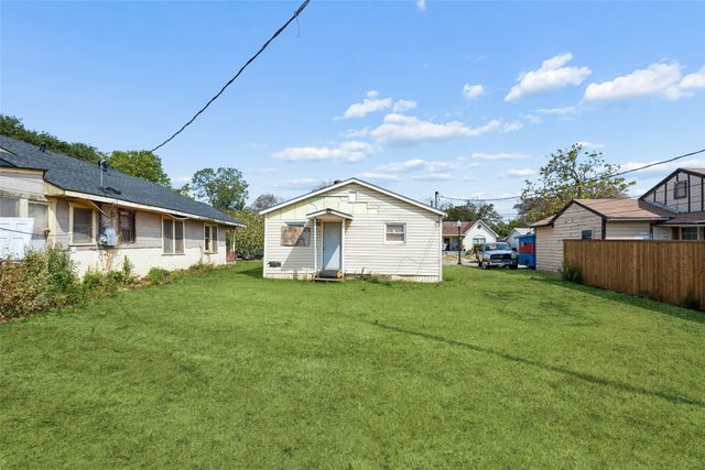 1224 E Morningside Drive, Fort Worth, TX 76104