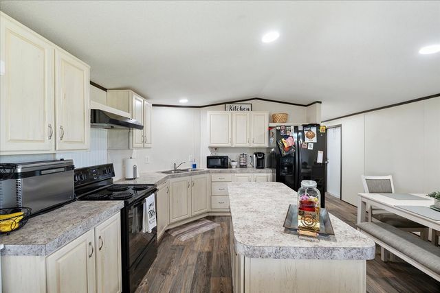 2647 NW County Road 1110, Corsicana, TX 75110