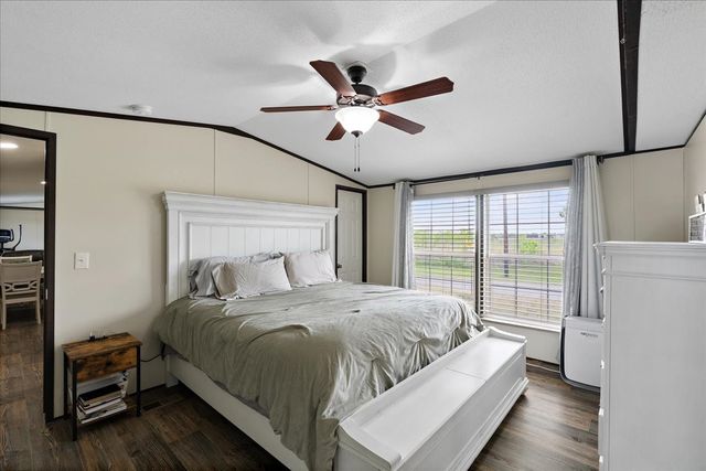 2647 NW County Road 1110, Corsicana, TX 75110