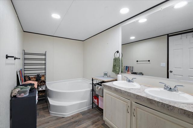 2647 NW County Road 1110, Corsicana, TX 75110