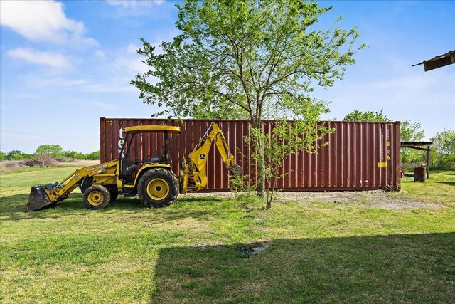 2647 NW County Road 1110, Corsicana, TX 75110