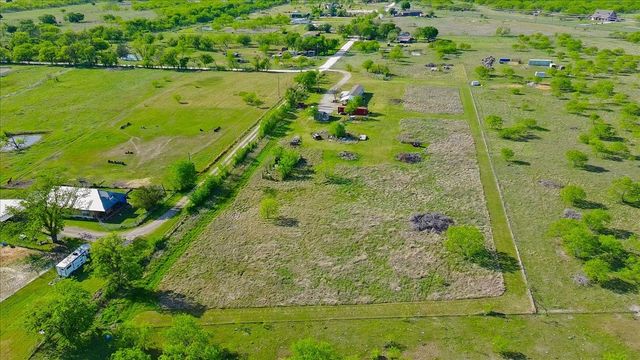 2647 NW County Road 1110, Corsicana, TX 75110