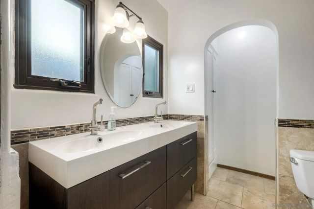 2858 E St, San Diego, CA 92102