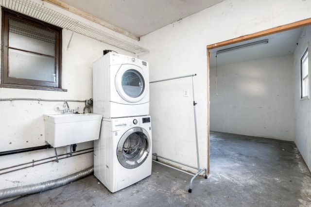 2858 E St, San Diego, CA 92102