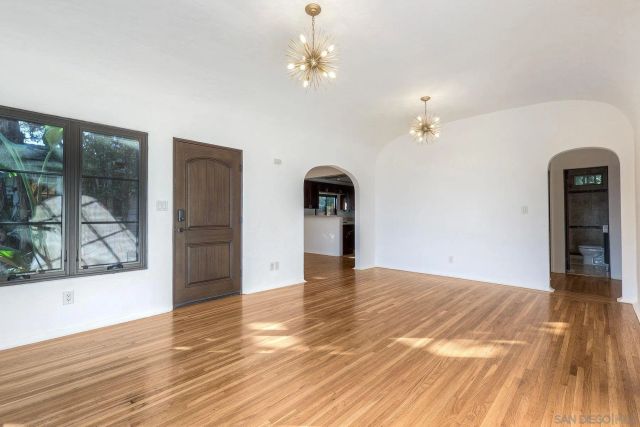 2858 E St, San Diego, CA 92102