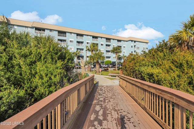 663 William Hilton Pkwy Apt 1221, Hilton Head Island, SC 29928