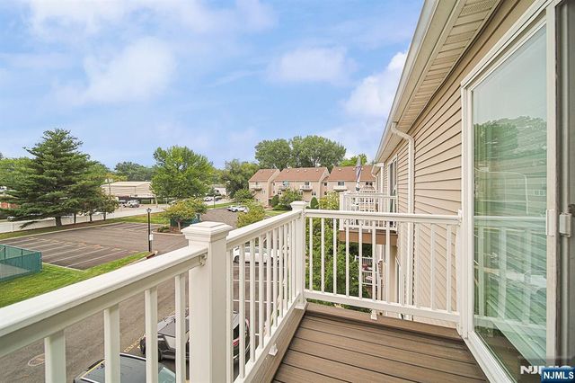 59 Presidential Drive, Englewood, NJ 07631