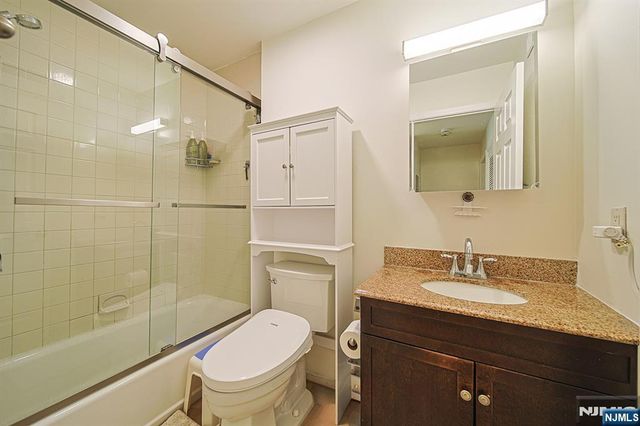 59 Presidential Drive, Englewood, NJ 07631