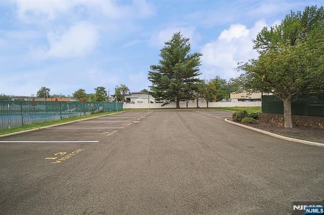 59 Presidential Drive, Englewood, NJ 07631