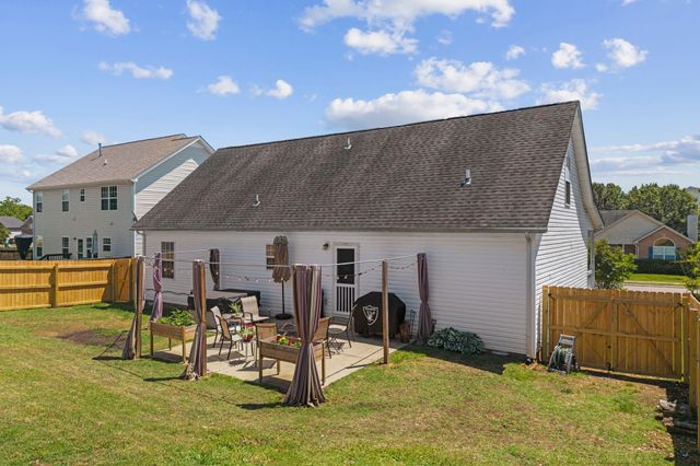 1405 Carmack Ln, Spring Hill, TN 37174