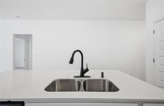 12044 SW 36th Street, Mustang, OK 73064