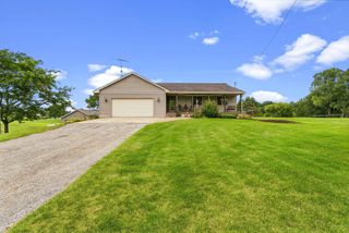 2436 S Henderson Road, Davison, MI 48423
