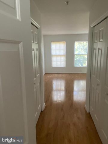 518 SAINT MARY ST, Baltimore, MD 21201