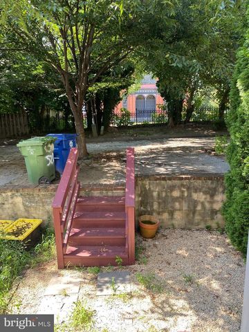 518 SAINT MARY ST, Baltimore, MD 21201