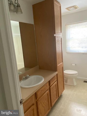 518 SAINT MARY ST, Baltimore, MD 21201
