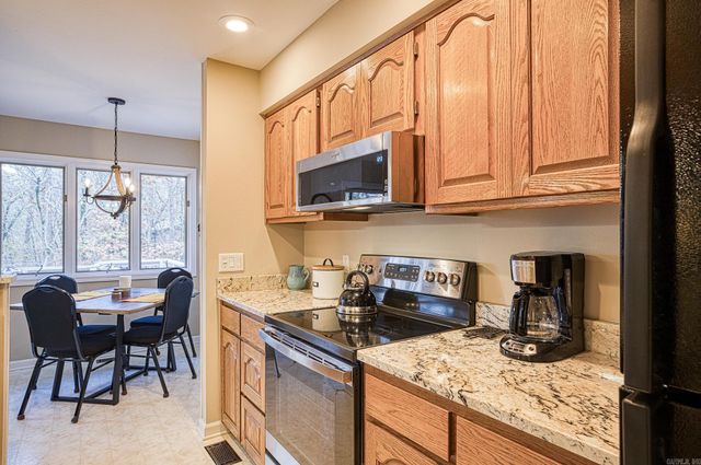 32 Majorca Drive, Hot Springs Village, AR 71909