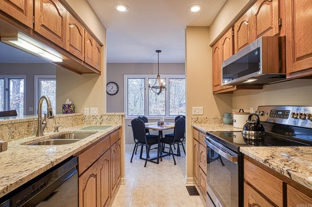 32 Majorca Drive, Hot Springs Village, AR 71909