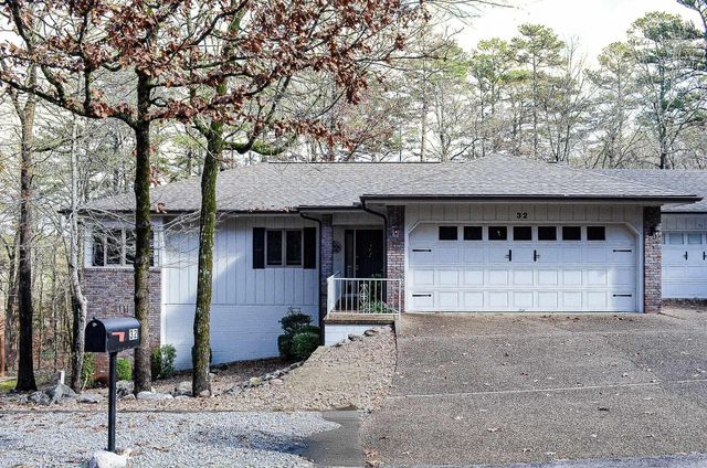 32 Majorca Drive, Hot Springs Village, AR 71909