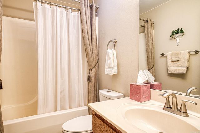 32 Majorca Drive, Hot Springs Village, AR 71909