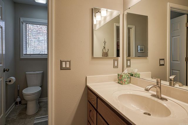 32 Majorca Drive, Hot Springs Village, AR 71909