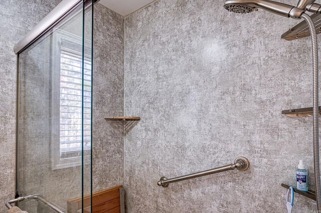 32 Majorca Drive, Hot Springs Village, AR 71909