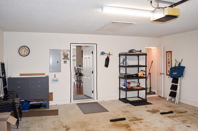 32 Majorca Drive, Hot Springs Village, AR 71909