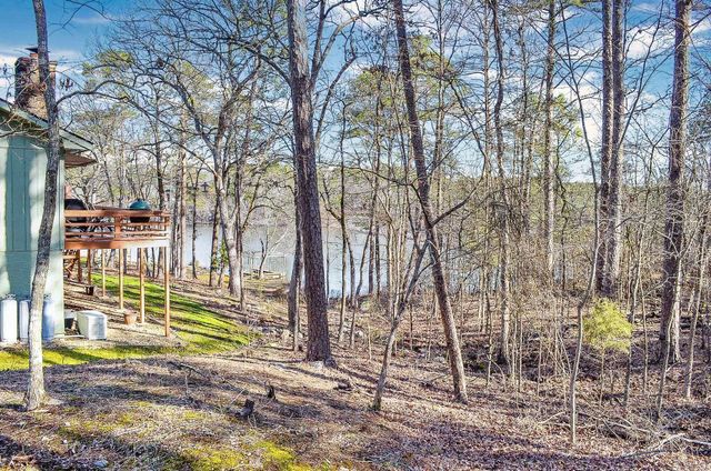 32 Majorca Drive, Hot Springs Village, AR 71909