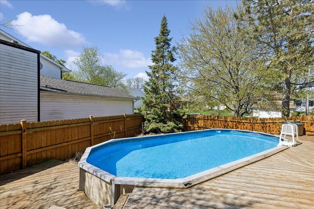4140 Portage Lane, Hoffman Estates, IL 60192