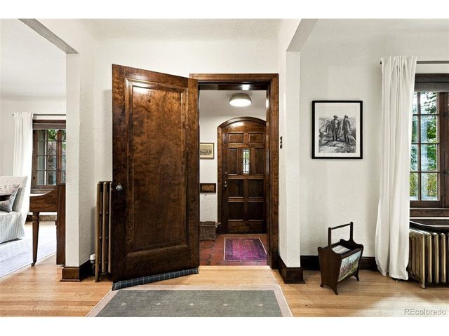 1643 N Monaco Street Pkwy, Denver, CO 80220