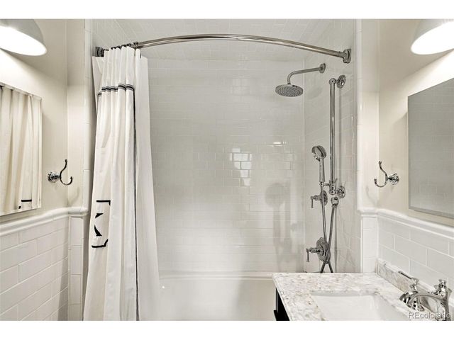 1643 N Monaco Street Pkwy, Denver, CO 80220