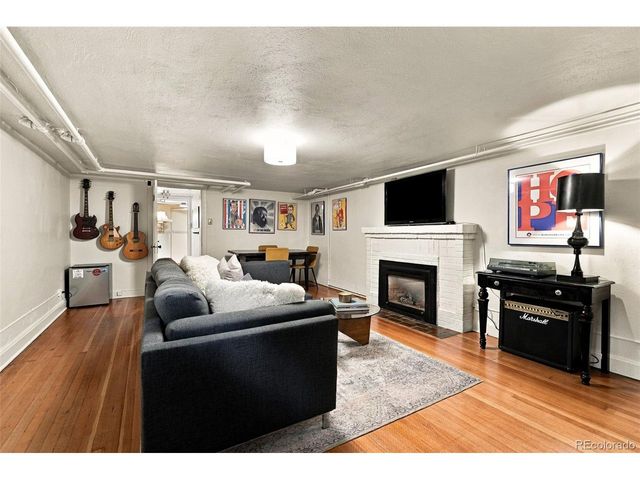 1643 N Monaco Street Pkwy, Denver, CO 80220