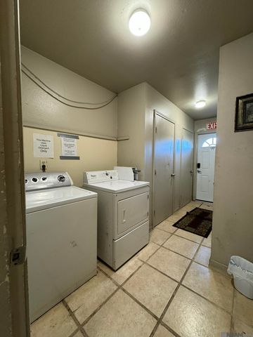 4555 Alvin Dark Ave, Baton Rouge, LA 70820