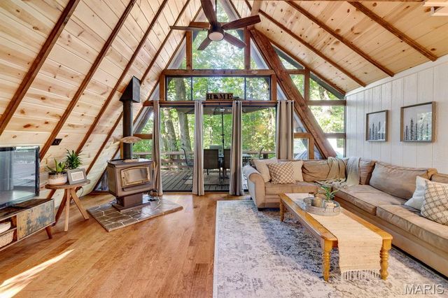 799 South Aspen Point Drive, Innsbrook, MO 63390