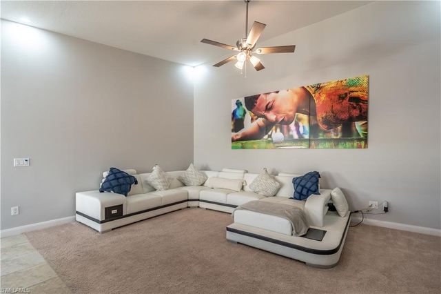 7639 Novara CT, Naples, FL 34114