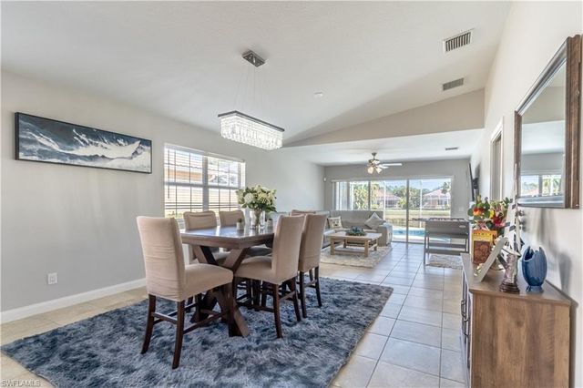 7639 Novara CT, Naples, FL 34114