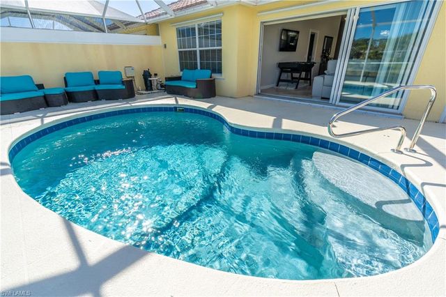 7639 Novara CT, Naples, FL 34114