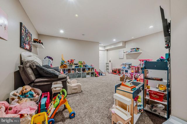 16 KIAMENSI RD, Wilmington, DE 19804