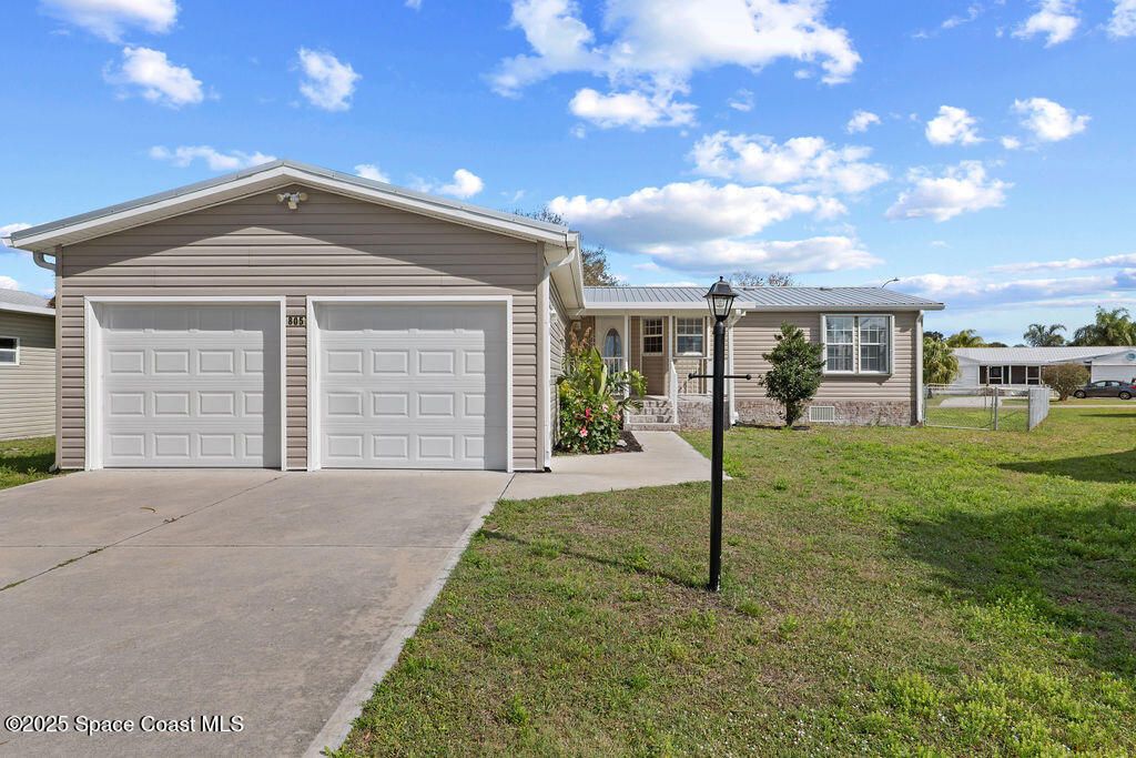 805 Beech Court, Barefoot Bay, FL 32976